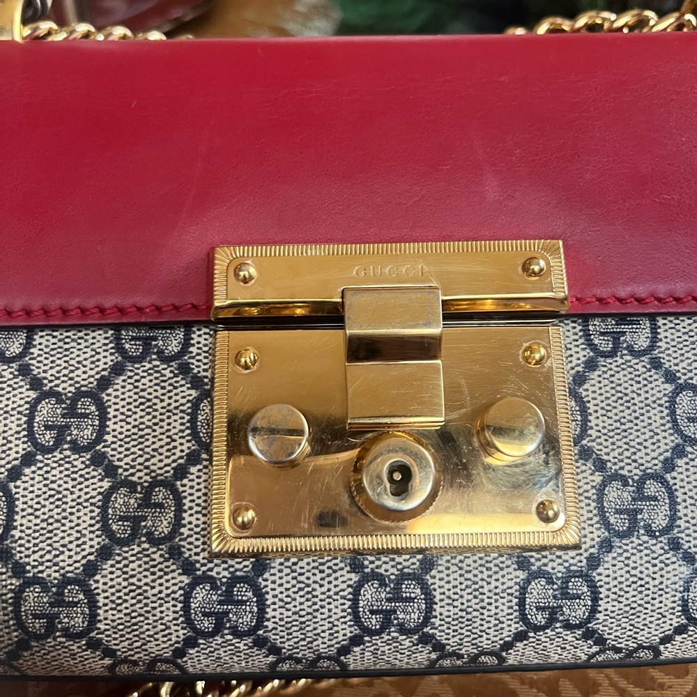 GG SUPREME MONOGRAM SMALL PADLOCK SHOULDER BAG - Picture 3 of 15